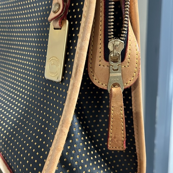 Vintage Dooney and Burke handbag - Picture 12 of 12